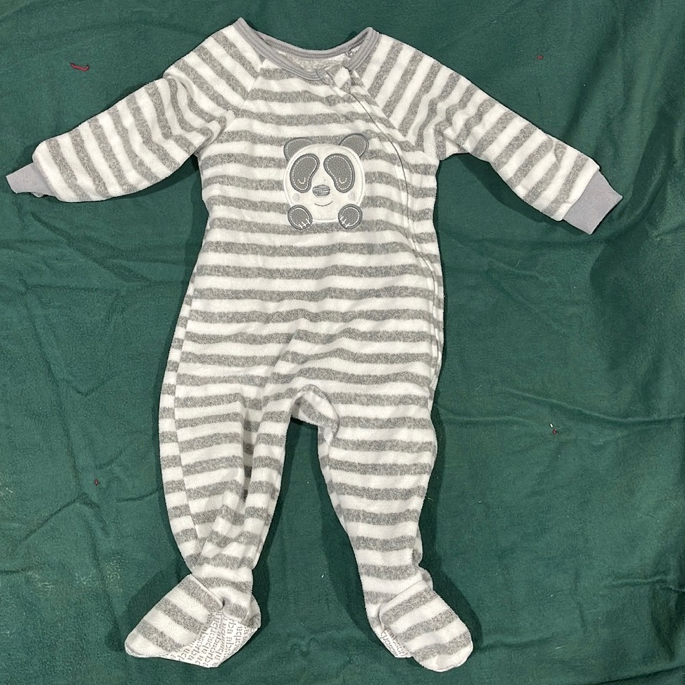 Fleece footed pajamas. Absorba size 12 months